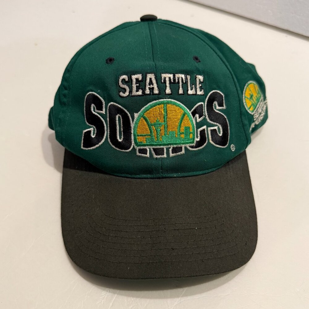VINTAGE 90s Seattle Sonics SnapBack Autographed Hat RARE Supersonics GGC SIGNED!
